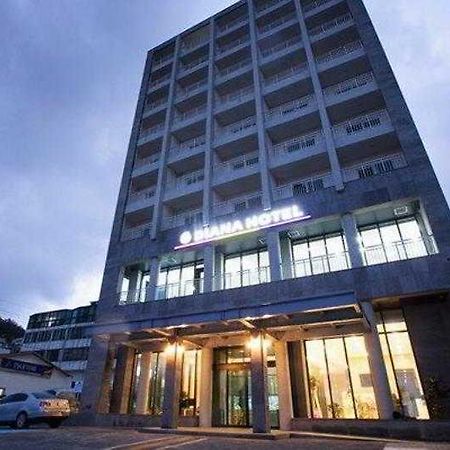 Sims Hotel Jeju Exterior foto