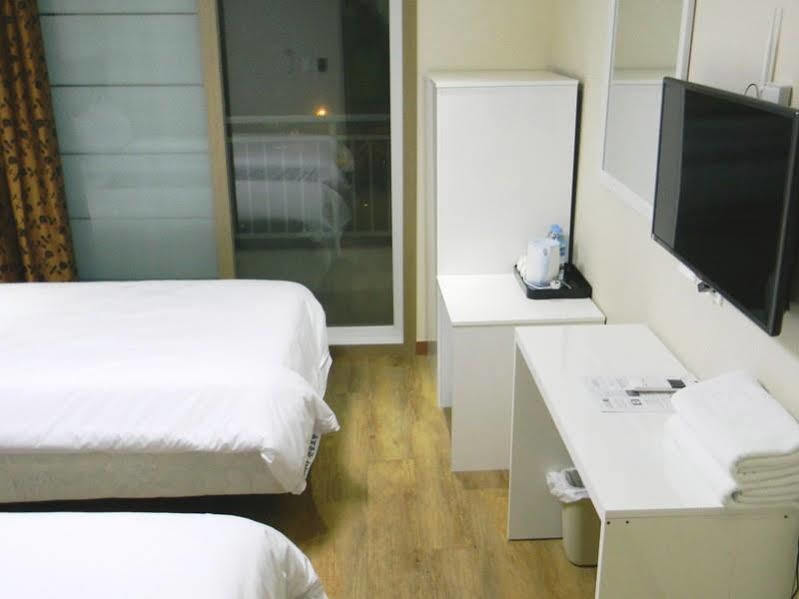 Sims Hotel Jeju Exterior foto